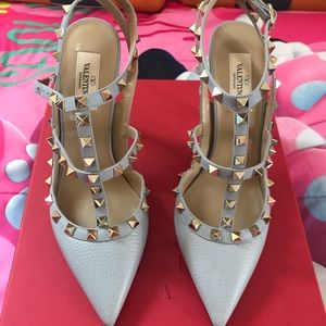 Valentino Rockstud Authentic brand new in the box